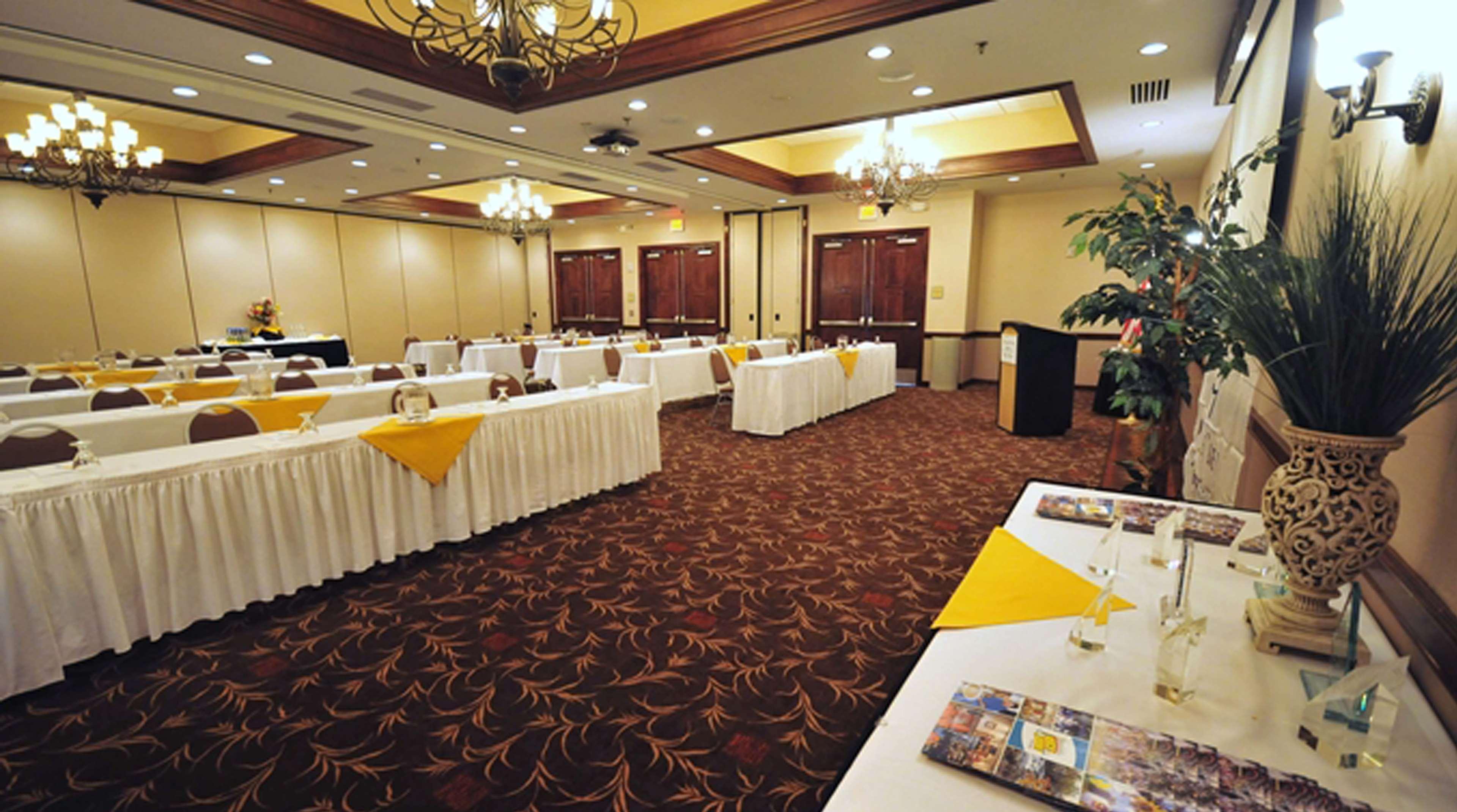 Doubletree By Hilton Rocky Mount Hotell Exteriör bild