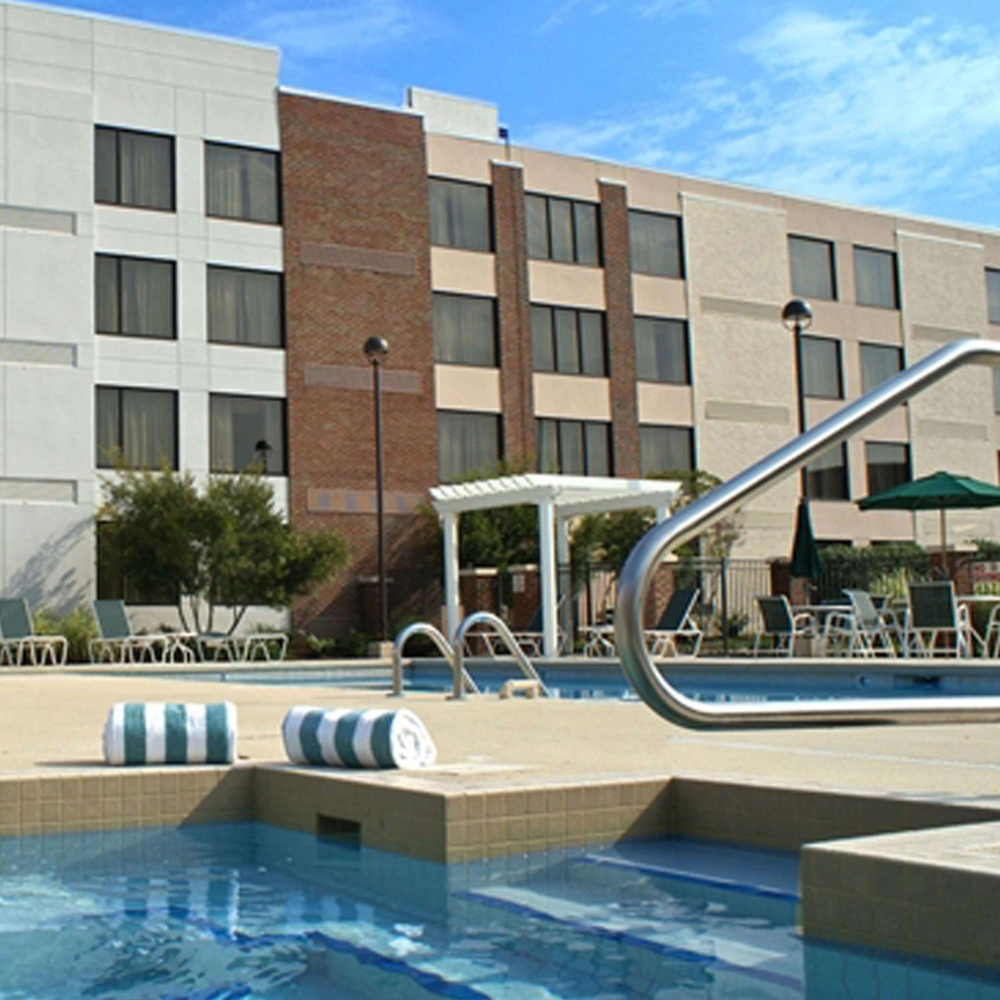 Doubletree By Hilton Rocky Mount Hotell Exteriör bild